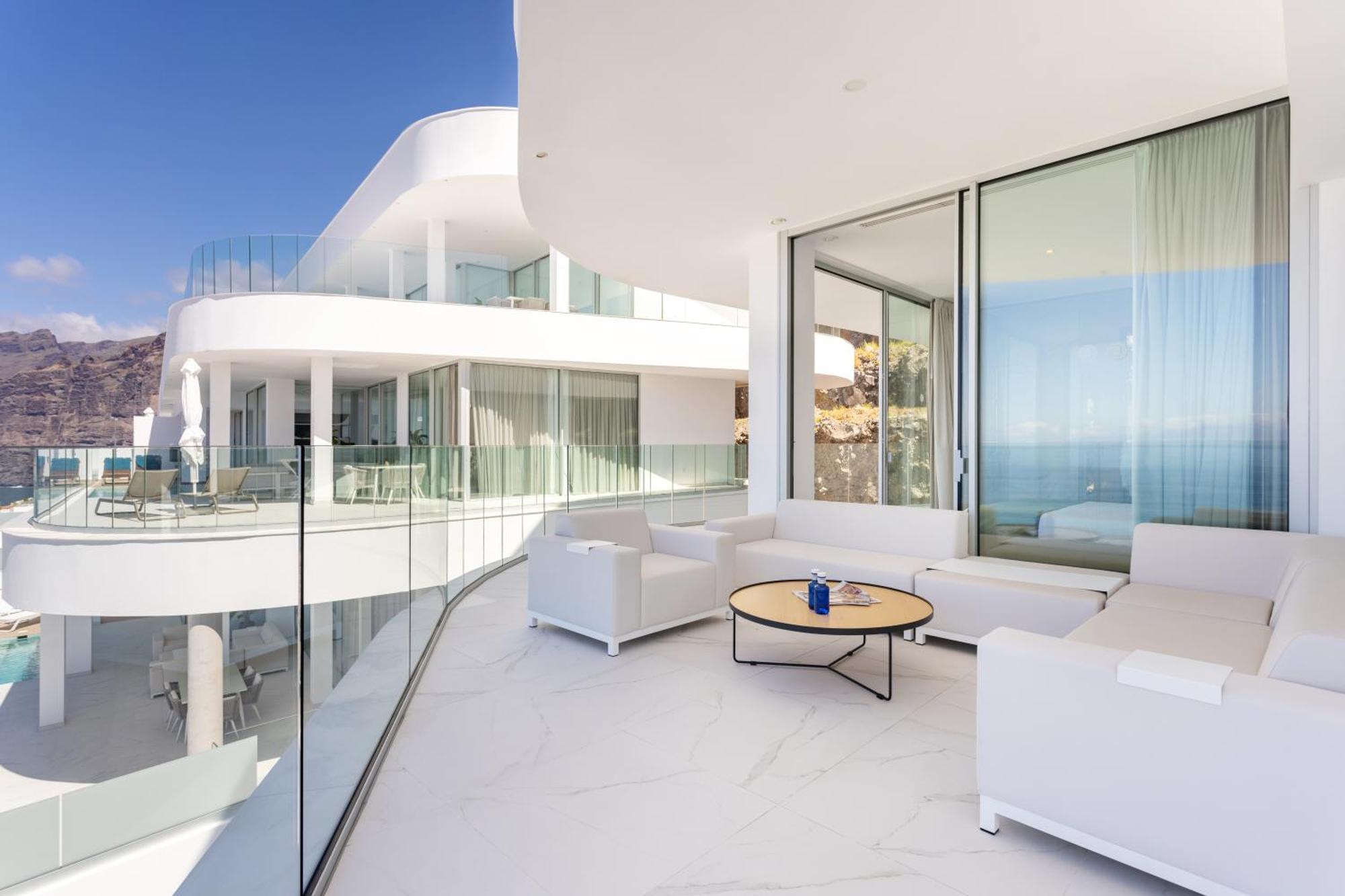Crystal I Luxury Apartments By Enjoyahome Acantilado de los Gigantes Exteriér fotografie