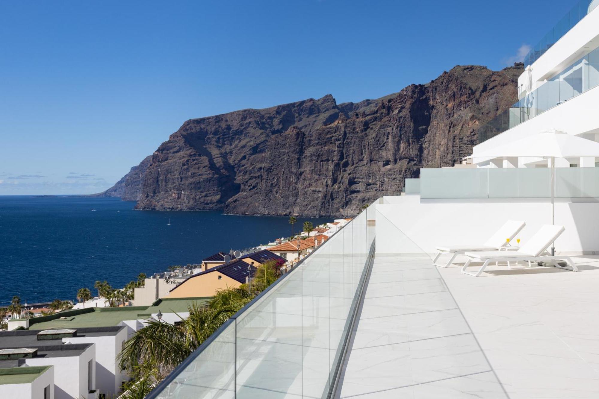 Crystal I Luxury Apartments By Enjoyahome Acantilado de los Gigantes Exteriér fotografie